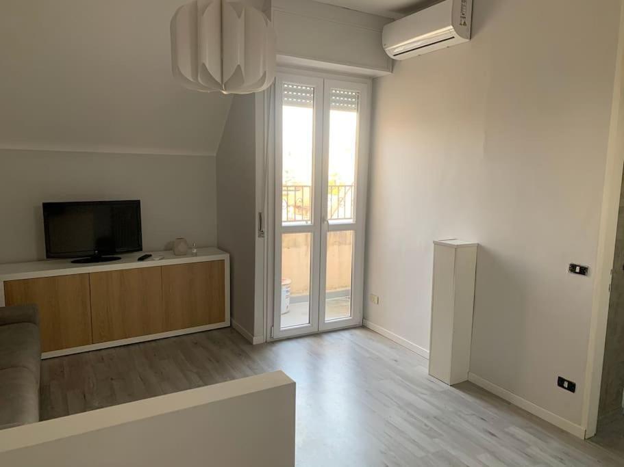 Milano Besana Rent House Milão Exterior foto