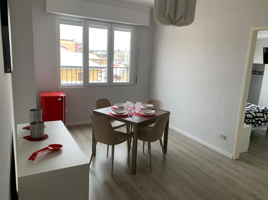 Milano Besana Rent House Milão Exterior foto